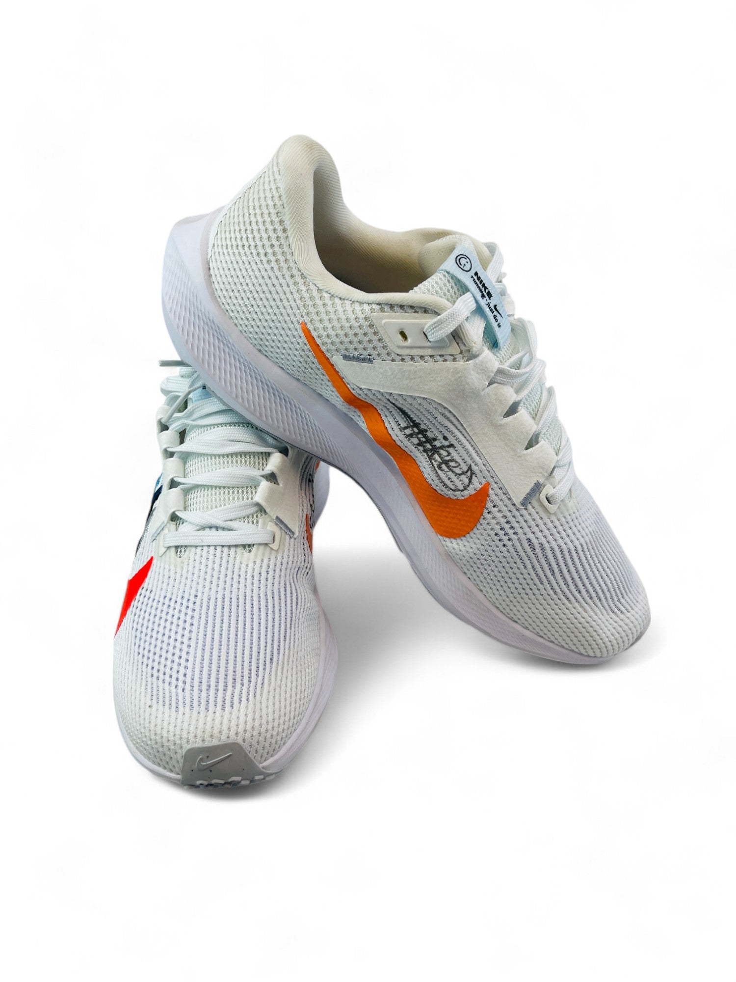 Nike air zoom pegasus 40 (white n Red)