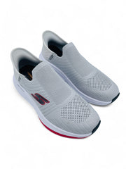 Skechers Slip-ins: Max Cushioning(Light Gray)